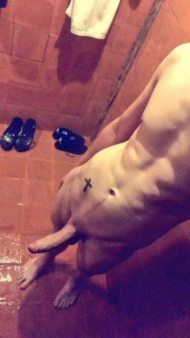 2 pic. 2X DICKPIC of @JamesFCdK & @LucasFCDK??? https://t.co/TWCEnmLWo6  @dailypornneeds @MeBU1978 @CockBusterX