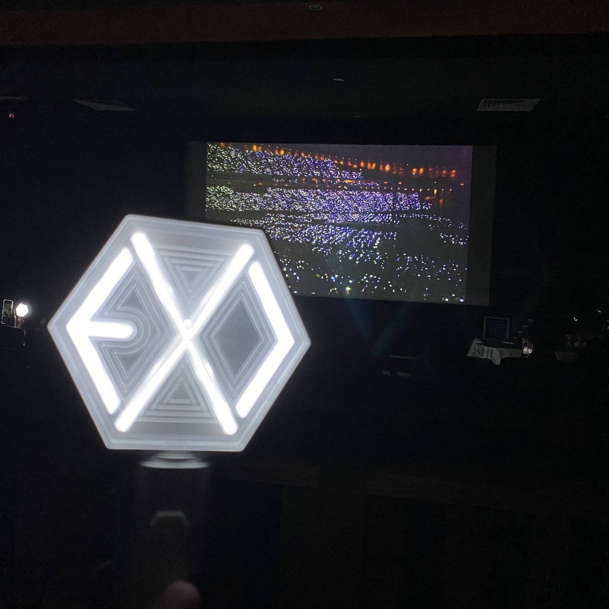 byletsgetcrafty's tweet photo. My EXO-L heart is happy 🥳 Got to celebrate with my dear friends today. Thank you @adom_exo team for this event and collab project with us! 💖 Til next event 😉

Now, we're back in business! Our Shopee store is now live and ready to take orders 💕

https://t.co/LlUb0DpHC8 https://t.co/gRpHO4GdWa