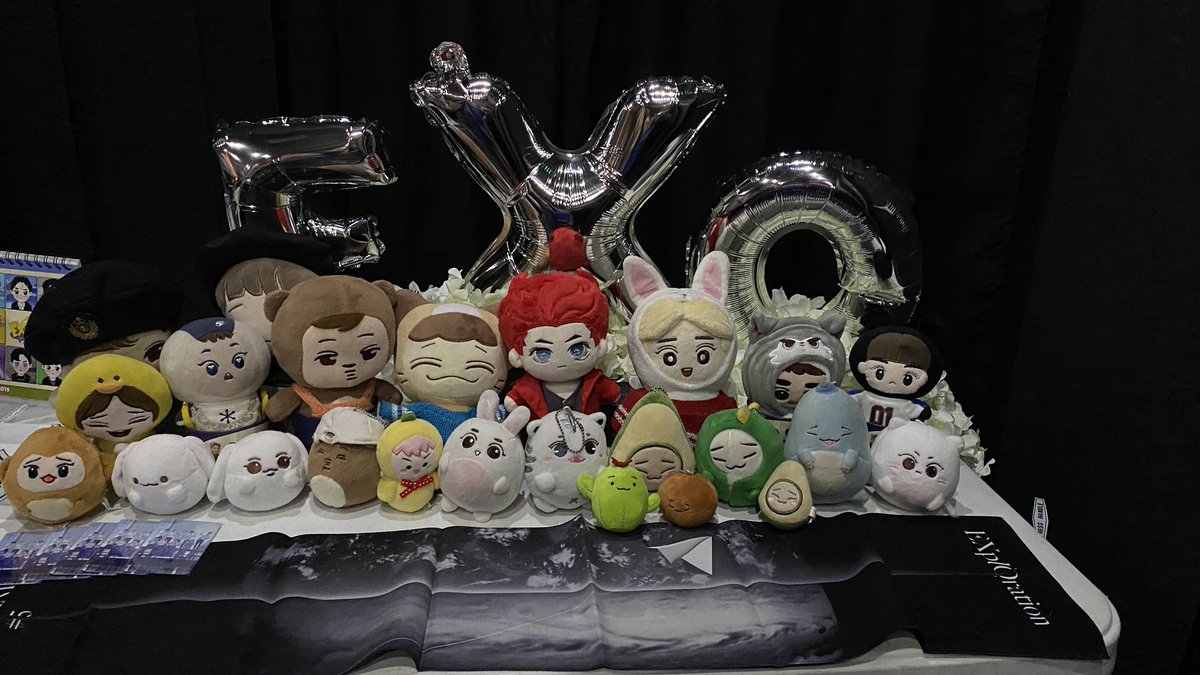 byletsgetcrafty's tweet photo. My EXO-L heart is happy 🥳 Got to celebrate with my dear friends today. Thank you @adom_exo team for this event and collab project with us! 💖 Til next event 😉

Now, we're back in business! Our Shopee store is now live and ready to take orders 💕

https://t.co/LlUb0DpHC8 https://t.co/gRpHO4GdWa