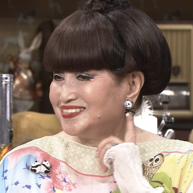 黒柳徹子の若い頃がかわいい 生い立ちや性格 結婚のこと 名作あらすじ