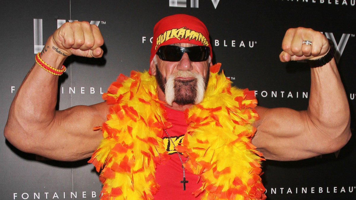 semifreqsonic's tweet photo. In the Archie Comics, Eggman is revealed to have several backup bodies, one of which is modeled after WWE Hall of Famer, Hulk Hogan. https://t.co/WEsTRorMJ9