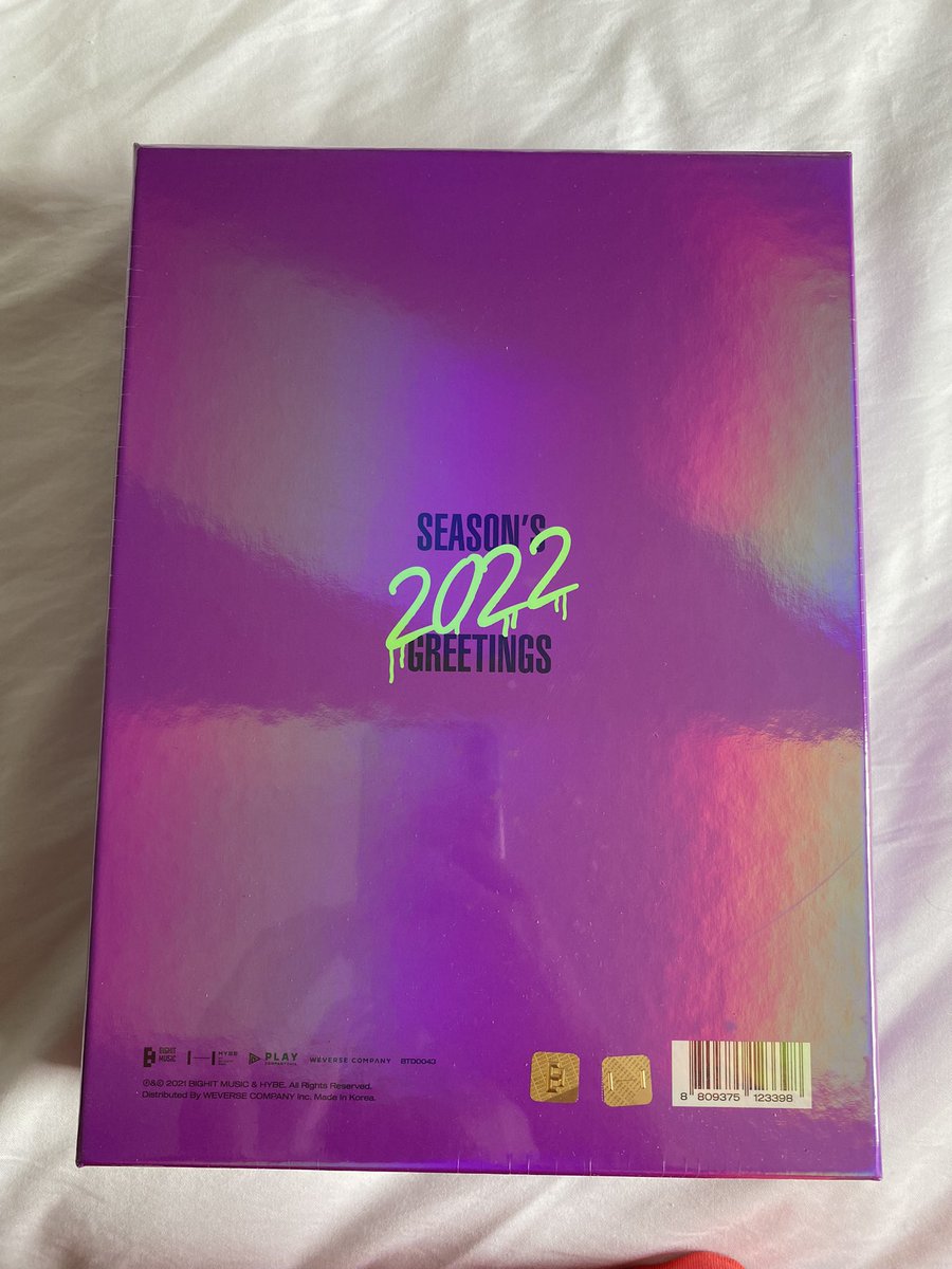 KosmoPH's tweet photo. wts lfb ph

BTS Seasons Greetings 2022 Sealed

Price: PHP ₱2590 + LSF

— onhand &amp; ready to ship
— all item in good condi
— 3 slots 

🧾: gcash, bpi
📦: sh0pee, ggx, j&amp;t

t. Bangtan army rm jin suga jhope jimin v jk https://t.co/02ciJAwe1H