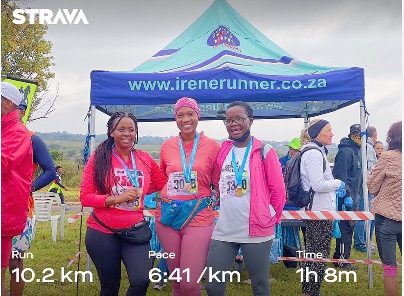 We braved the miserable weather and made it to the #IreneRunningFestival Ran another Personal Record 🏅 #RunningWithTumiSole #RunWithTumiSole #FetchYourBody2022 💚
