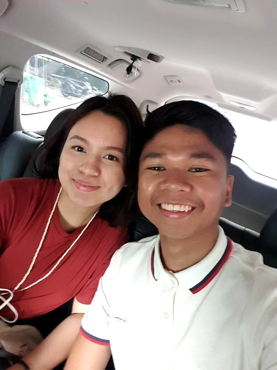 ddenysmarie's tweet photo. finally saw each other after 2 years <33 

pero masyadong literal naman na saglit ampon lang :c @heymylifeasjam https://t.co/dFpSMWT6uY