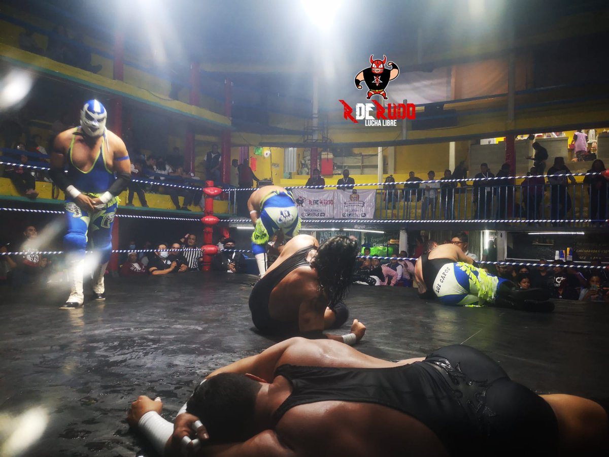 rderudolucha's tweet image. Empate cómo resultado de múltiples fouls entre Capo Mayor , Pistolero negro y Capo del norte 
Vs @ElTexanoJr @supernovaindy y Caballero negro 

#LuchaLibreCM
#somosluchalibre