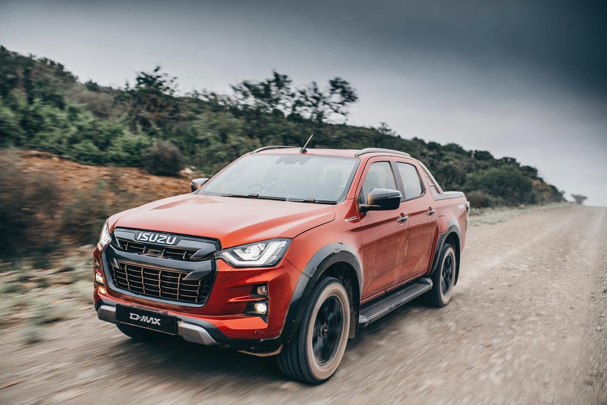 CARmagSA's tweet photo. This week we drove Isuzu’s latest D-Max in handsome V-Cross guise. Head to the link in our story for our driving impression and local pricing.
#Isuzu #DMax #Bakkie #DrivingImpression #CARmag
https://t.co/aQyAsi9d7A https://t.co/PdT1O2pJDZ