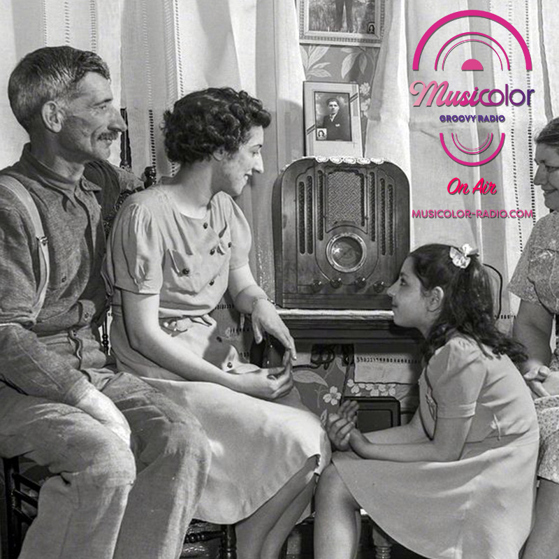 MusicolorRadio's tweet photo. Bon weekend à l'écoute de Musicolor la Groovy Radio ❤️
https://t.co/ICcJtQqUDY 
#Funk #Soul #Disco #housemusic #brazilianmusic 
#groovyradio #musicolorradio https://t.co/L8QslcJUrq