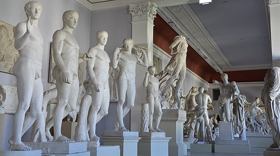 InstitutAntike1's tweet photo. Our archaeological special feature at @UniGraz !🏺

Cast Collection of the University of Graz https://t.co/9gjaj71uWJ via @YouTube https://t.co/aEejxQx0yA