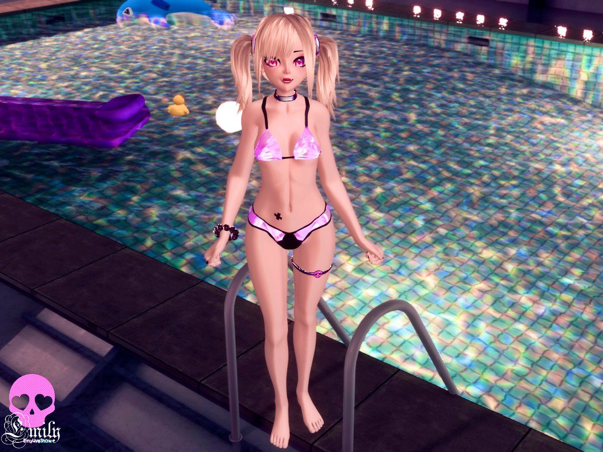 emyliveshow's tweet photo. On weekends we have a pool party with you!  I'm online🤍

https://t.co/2RyHmBRFvg https://t.co/7MTwRha1Od