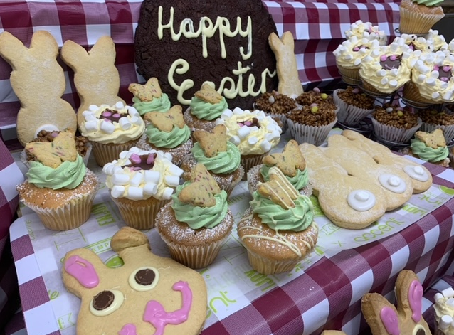 BohuntSchool's tweet photo. 🐰✨ Some of the delicious Easter treats available in our canteen to celebrate Easter on the last day of term...Yum! ✨🐰

#EnjoyRespectAchieve #EasterTreats #Yum https://t.co/SWbb2NcqW8