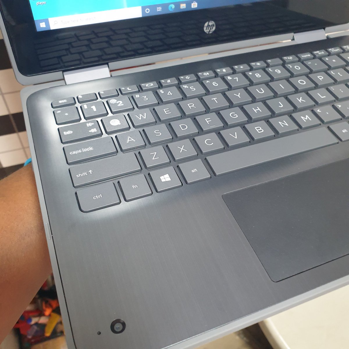 VeenezTech's tweet photo. HP PROBOOK X360 11 G6 EE / CORE I5 / 256GB SSD / 8GB RAM / TOUCHSCREEN
. 
. 
. 
#NBSUpdates #computers https://t.co/zzGy18T7dk