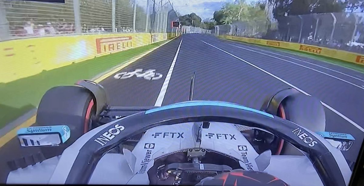 Bloody cars #inthecyclelane <a href="/theJeremyVine/">Jeremy Vine | Here, on Tiktok, Insta & Facebook</a> 🤣