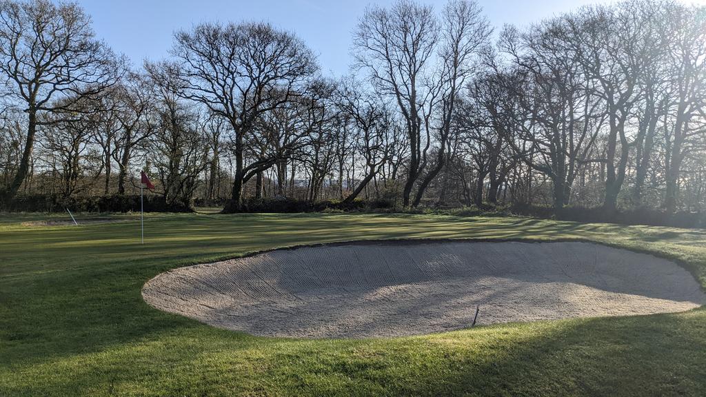 Broomstu's tweet photo. The re-shaped bunker on the 11th hole @HonitonGolf is back in play today for our traditional season opener 'Founders day'. Good luck to everyone playing on this fine, frosty morning☀️☀️☀️ #golf #greenkeeping https://t.co/PTVKw1Ly1w