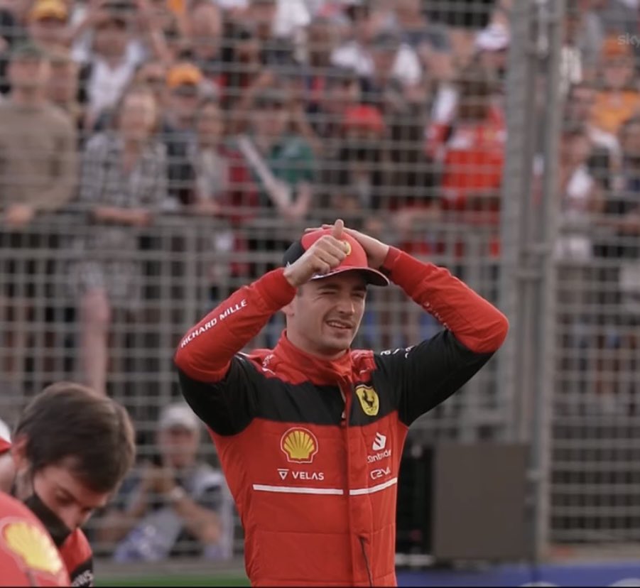 Vetteleclerc's tweet photo. Charles just can‘t stop with it 😉 https://t.co/CZuLUcQYnF