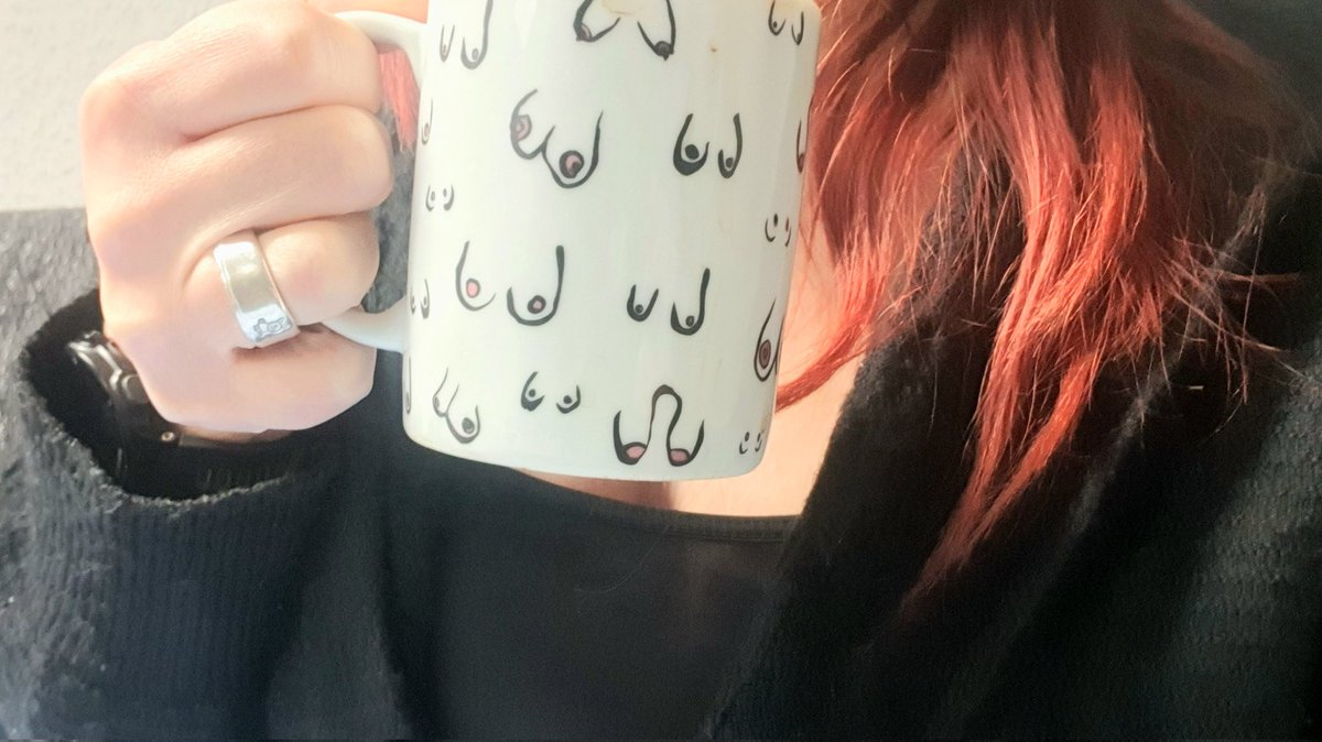 vonmacadamia's tweet photo. Moin, ihr Zuckerschnutis! 

Schönen Samstag für Euch!
Bleibt gesund - überall.

#kaffee #coffee #kaffeeliebe #Coffeelove #coffeeholic #coffegram #kaffeesüchtig #kaffeekonsum #morgenserstmalkaffeetrinken #morgenroutine #morningroutine #morning https://t.co/k9QA8Fe85C