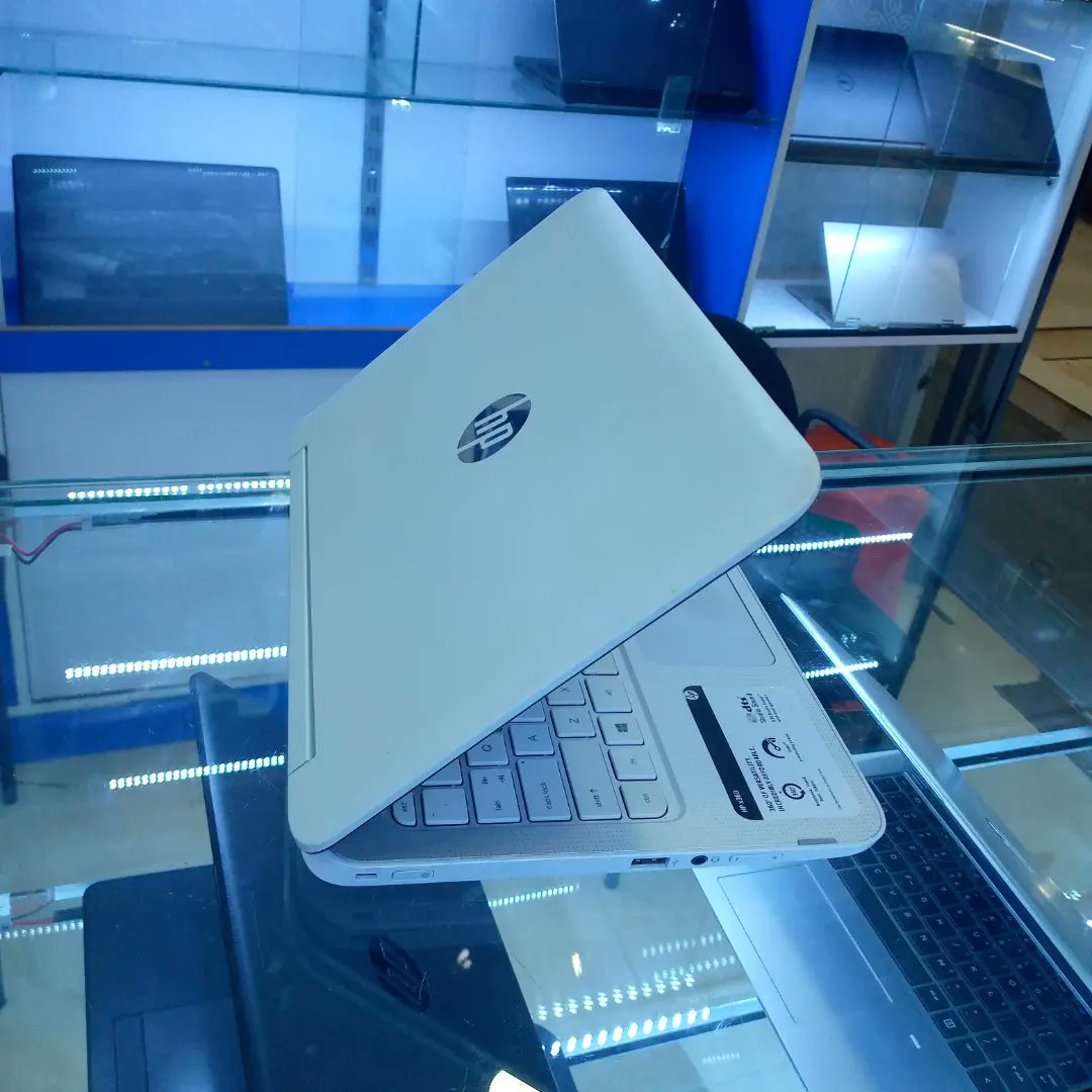 getsstores's tweet image. New stock samples 
For more 0701482381/0785482381
(Both on WhatsApp)