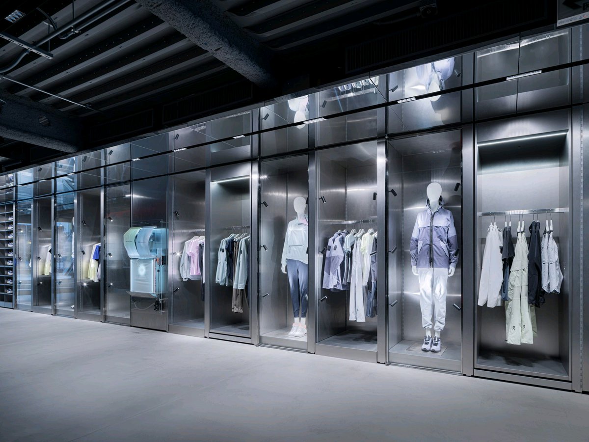 cppluxury's tweet photo. ON Running, the Swiss sports performance brand, opens new store in Tokyo
#ONrunning #ONsportswear #running #performance #performancerunning #sportswear #newopening #Tokyo #RogerFederer https://t.co/5DWClYdXjS