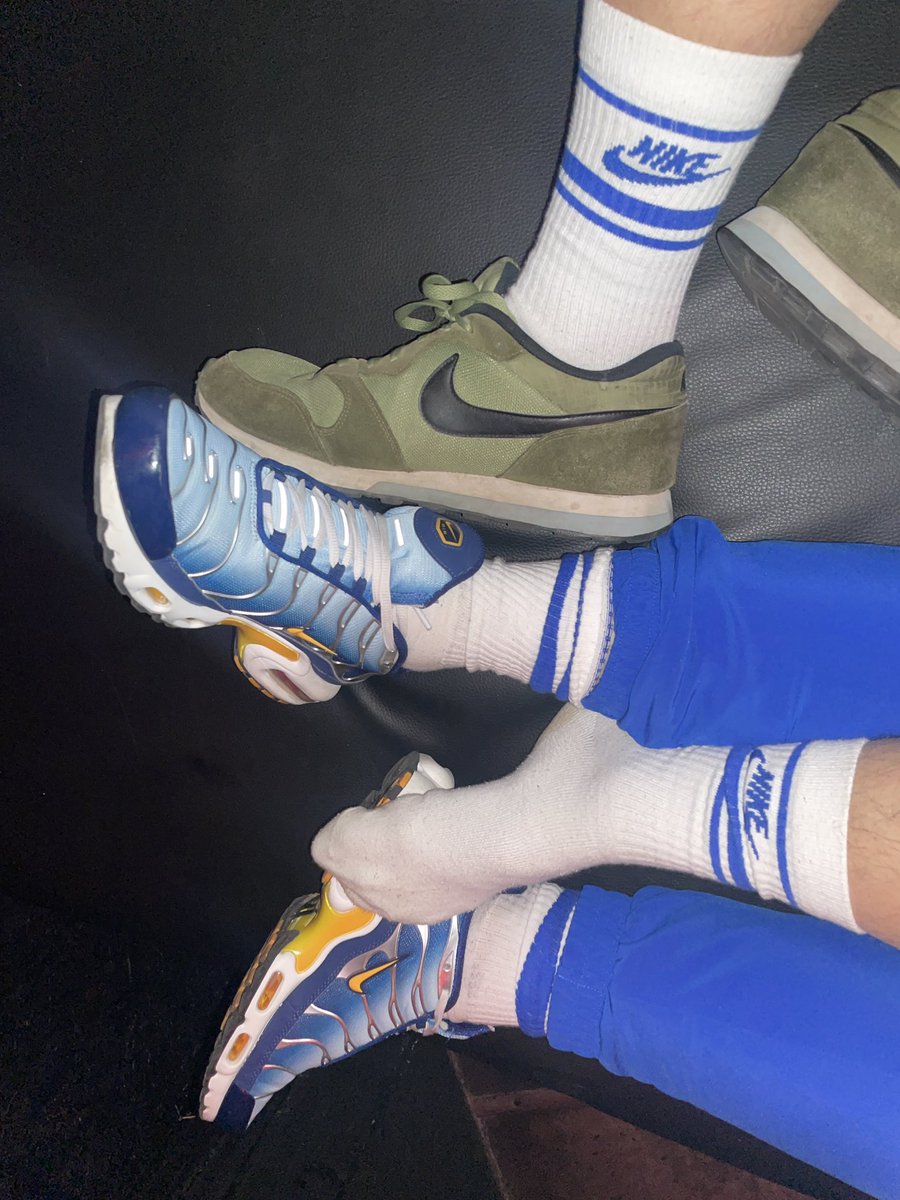 smell4u's tweet photo. Oh that night! #gayfeet #gaysox https://t.co/iKgzIa67R5