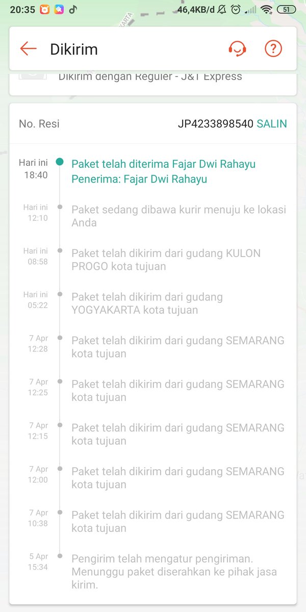 fdrdewifajar's tweet photo. @jntexpressid Gimana ini kak kurirnya kok gini ya? Bukannya antar paket sampai alamat tujuan sudah kewajiban kurir, paket kecil ataupun paket besar? https://t.co/bu9wmb8iHH