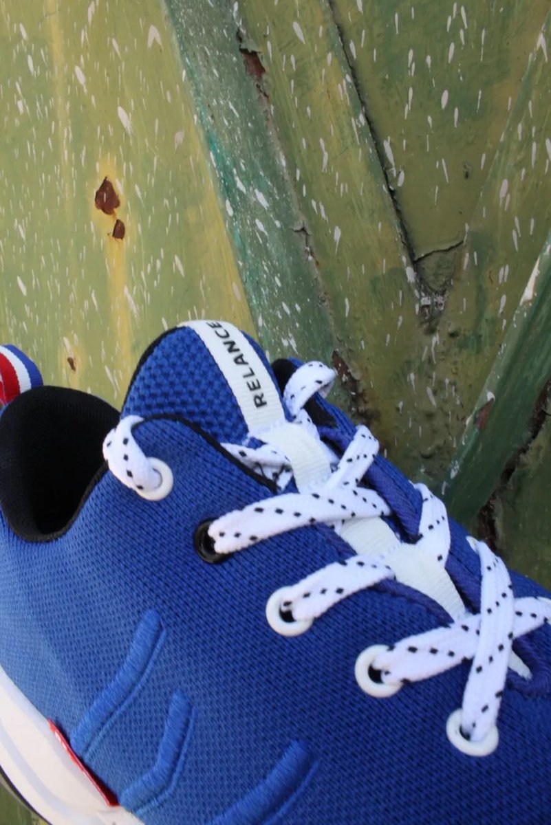 frenchkicksfr's tweet photo. P•tain, 10 ans 🎂

Ce mois-ci, https://t.co/NHMMdhKpmV fête ses dix années d’existence. 
10 ans de #sneakers, de marques françaises, de découvertes et de #MadeInFrance.

Du coup, on vous fait gagner une paire sur https://t.co/l4EejAv6I0 https://t.co/yNm4FcFZvr