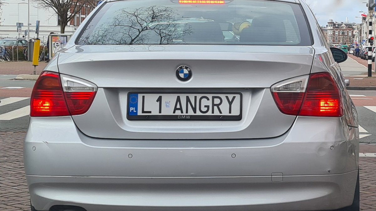 berrybos's tweet photo. Met deze Pool moet je niet sollen
#nummerbord #Polen #kenteken https://t.co/3qoyP3CA50
