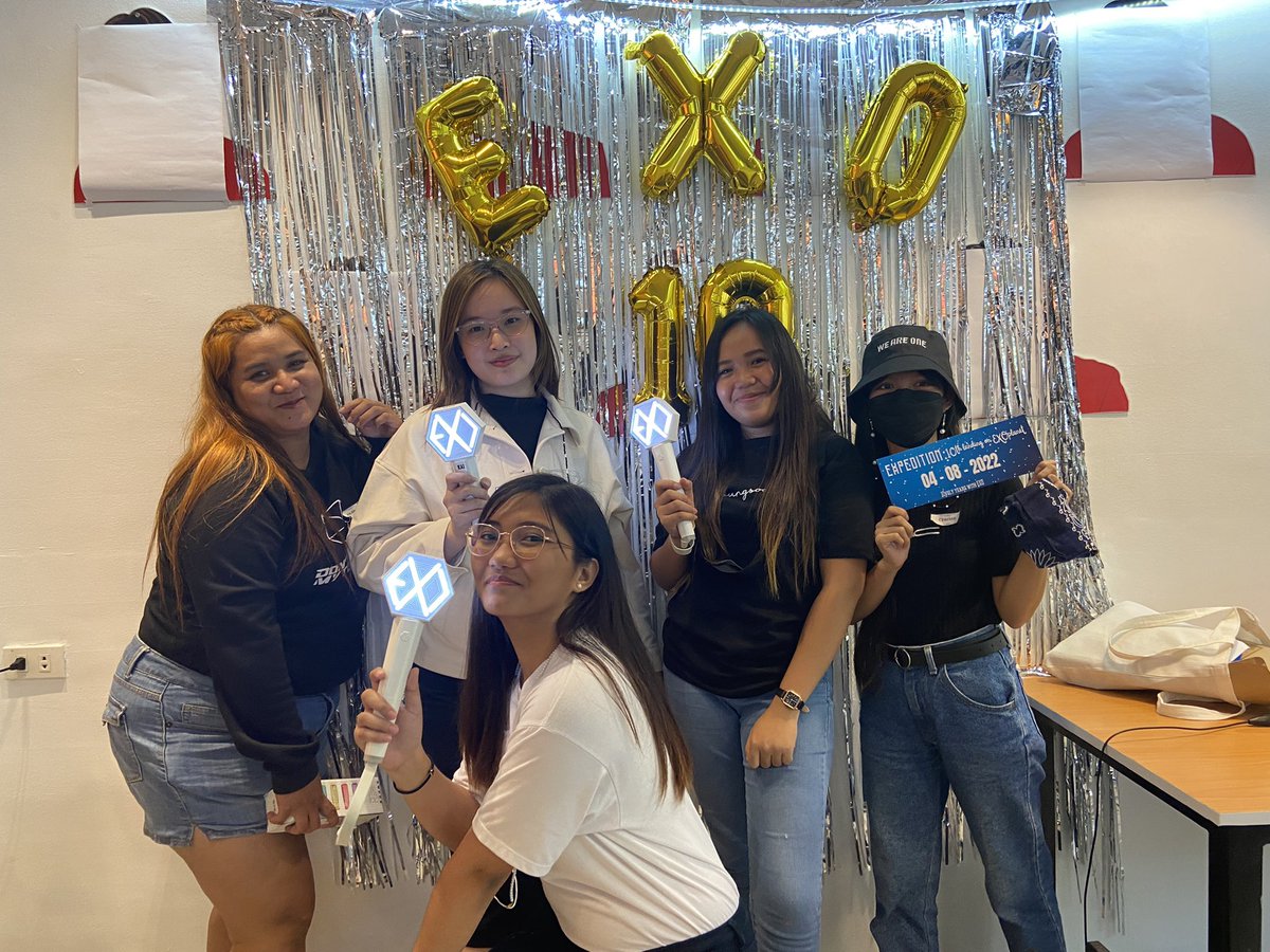 batzambsgapo's tweet photo. Organizers💕 https://t.co/UZpXqnRFWr