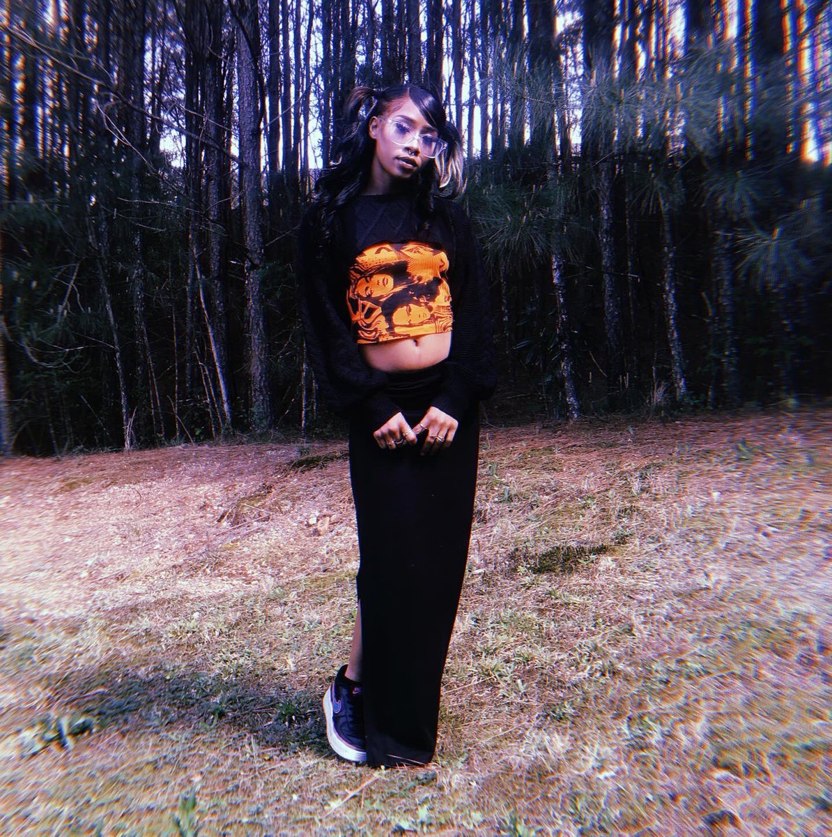 _hola_mia's tweet photo. April ,7, 1999 🕷 https://t.co/ZKxqI6m01T