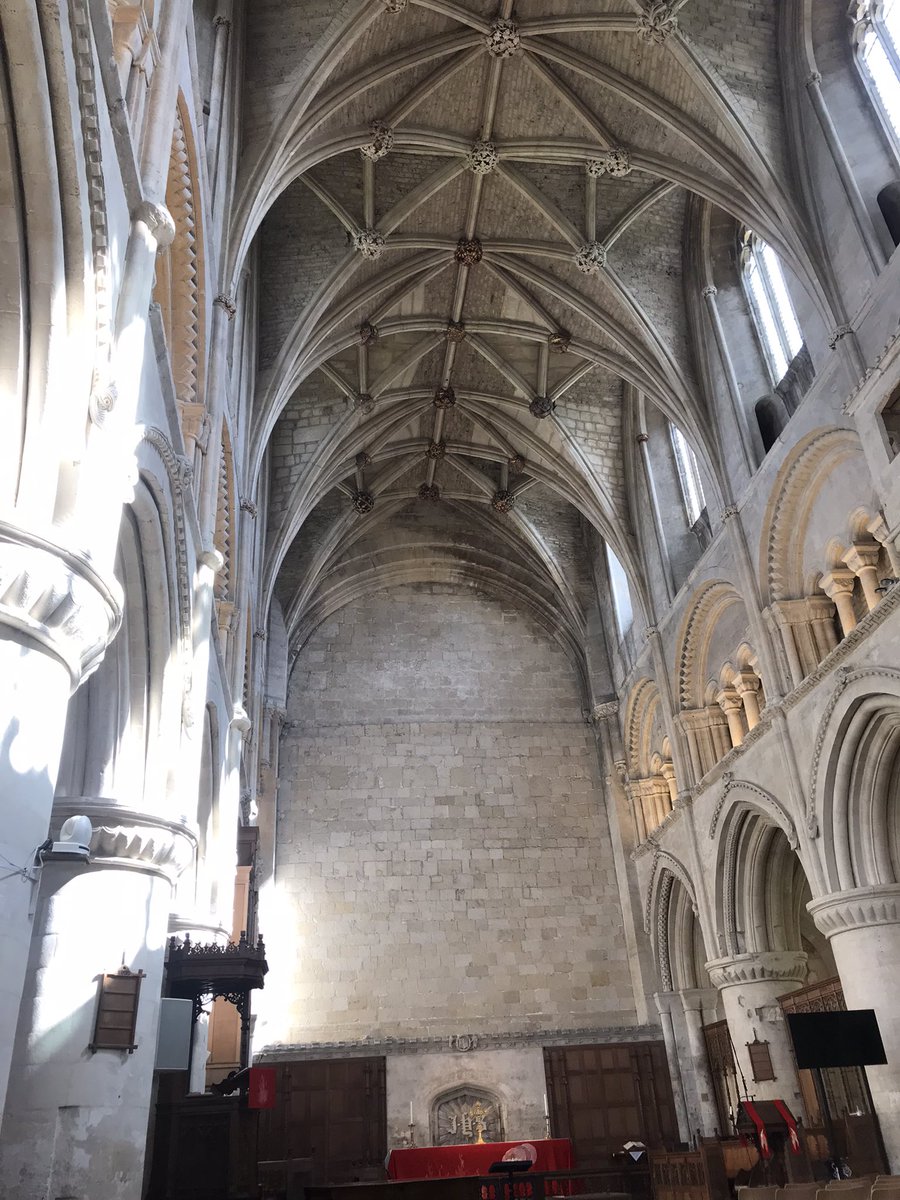 cct_conserve's tweet photo. Coffee and cake with the best cafe decor @MalmesburyAbbey ! https://t.co/Tf6ugrc3Dt