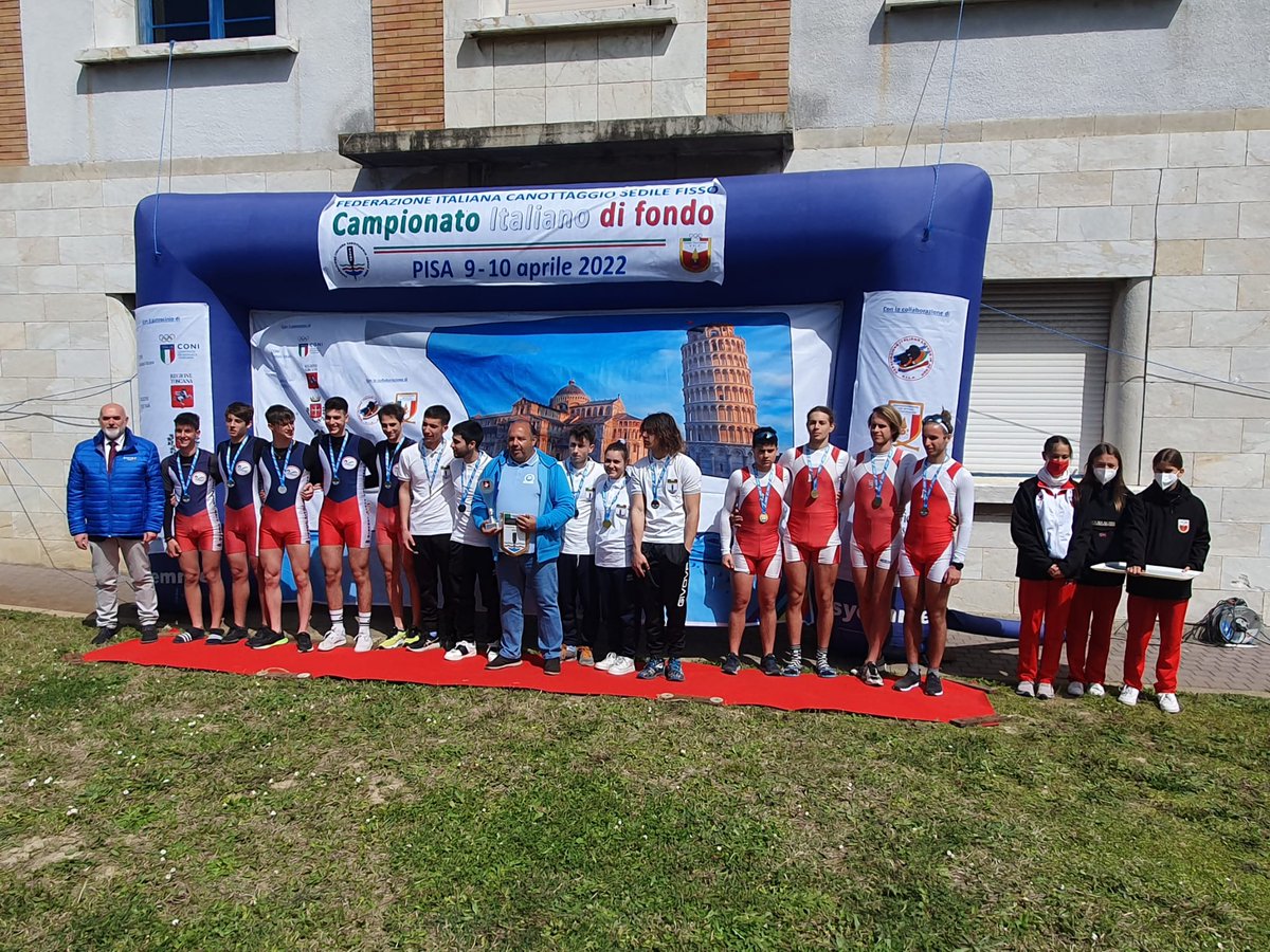 NavicelliS's tweet photo. Al via il campionato di fondo di #canottaggio a sedile fisso. Nel pomeriggio di oggi ancora gare.
Vi aspettiamo anche per tutta la giornata di domani, dalle 10.30 in poi, sui Canali dei #Navicelli di #Pisa https://t.co/EwGc7FgIjL