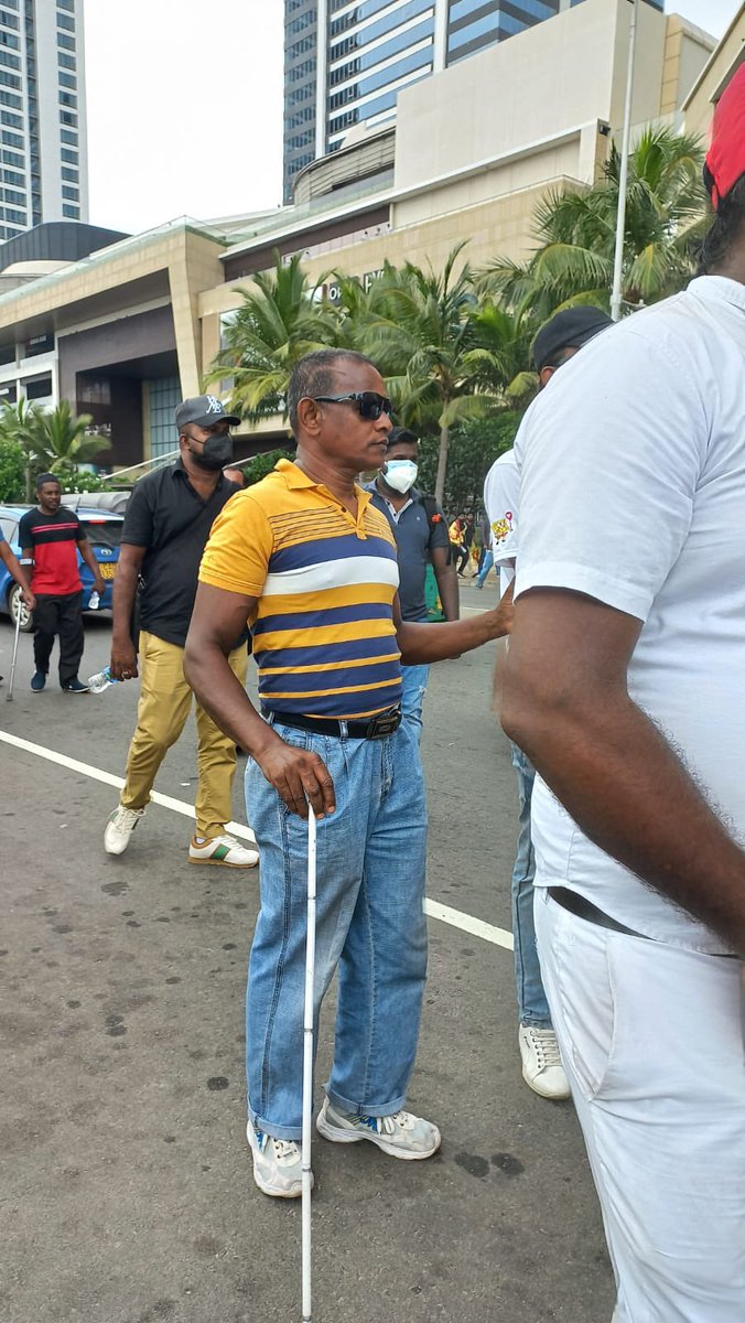 ProtestsSL's tweet photo. Hour of the Power of people 

#ProtestsProtectUs
#ResetSriLanka #GiveUsOurStolenMoneyBack #GoHomeRajapakshas #JoinTheProtest
#OccupyGalleface 
#EndNepotism 
#EndCorruption
#Transparency
#Accountability
#DemocracyforSrilanka
#AprilRevolutionSriLanka2022 #Gohomegota2022 https://t.co/L3RM2ZpTT9
