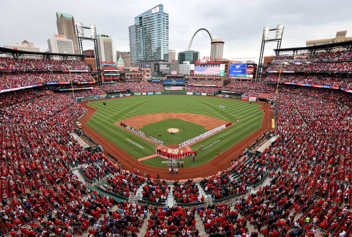 kodacohen's tweet photo. Opening day 2020 by me. Opening day 2022 by @pdpj. #STLCards #OpeningDay https://t.co/o7SjbJETpQ