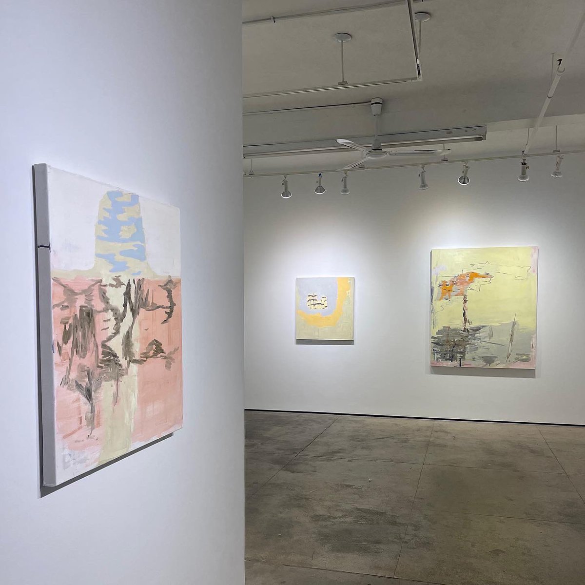 markelfinearts's tweet photo. Spend this weekend #inthegallery with us and Deborah Dancy’s stunning paintings. We’re open today from 11am-6pm. https://t.co/gK5TfJRFVG