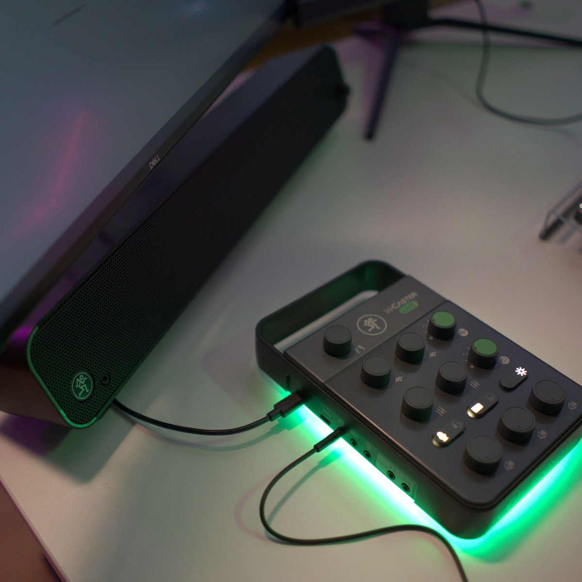 MackieGear's tweet photo. CR-StealthBar & M•Caster Live make the perfect pair for your stream dream 💚
👉 https://t.co/EnaXLKpanh
#Mackie #StealthBar #CRXcellent #MCasterLive #Stream #Content #Gaming https://t.co/ws0et67yHJ