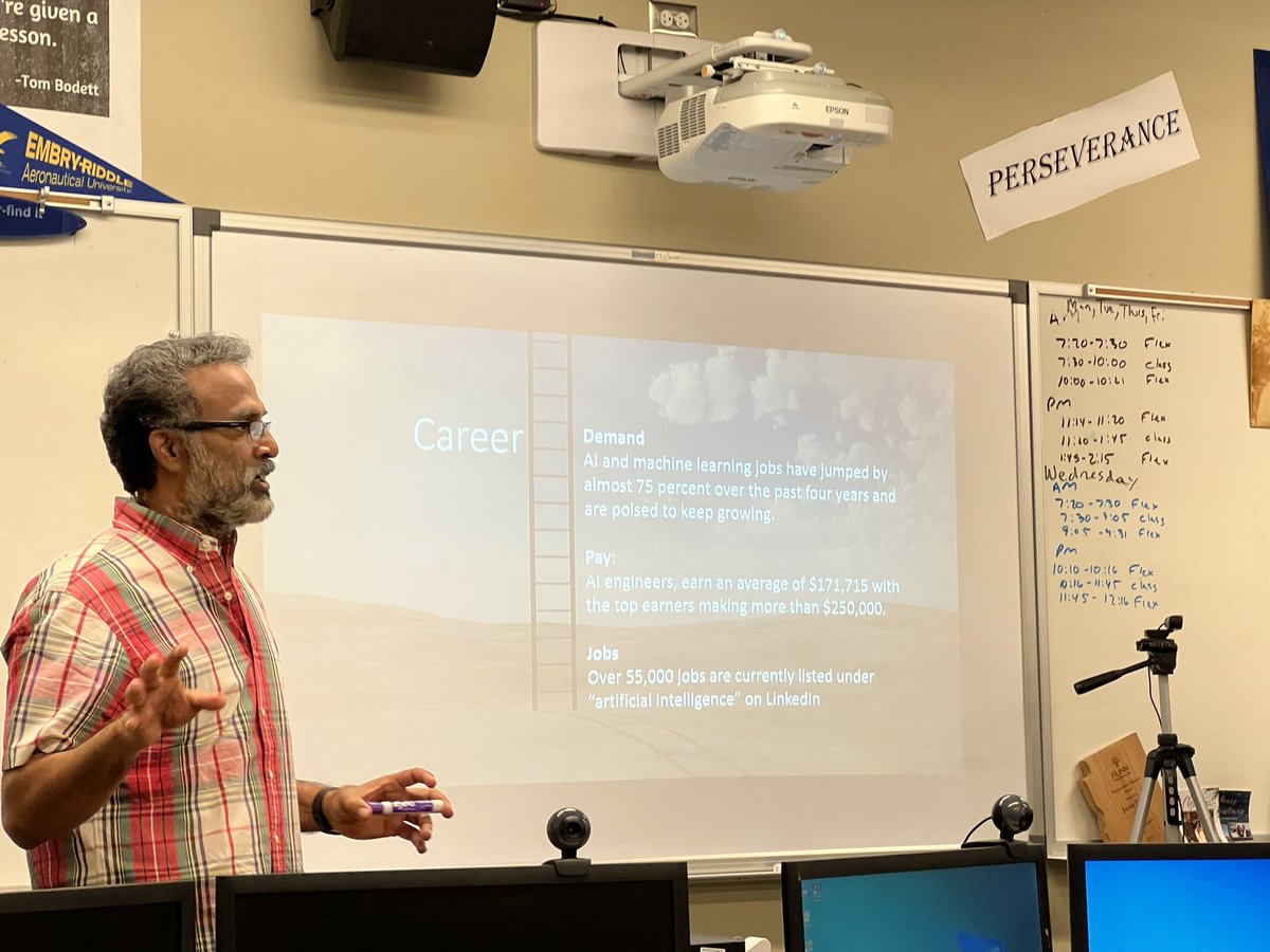 joshuacase_MET's tweet photo. Yesterday we had a guest speaker give us a brief overview of artificial intelligence. He went over the different forms of AI and the possible applications of it. #PeoriaMET #PeoriaMETTech https://t.co/Ooxm25m1z0