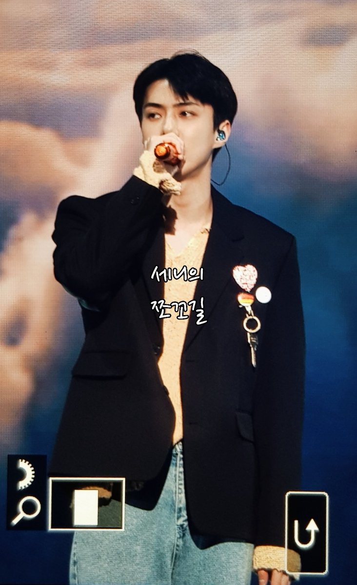 세니의쪼꼬길🐥 tweet media