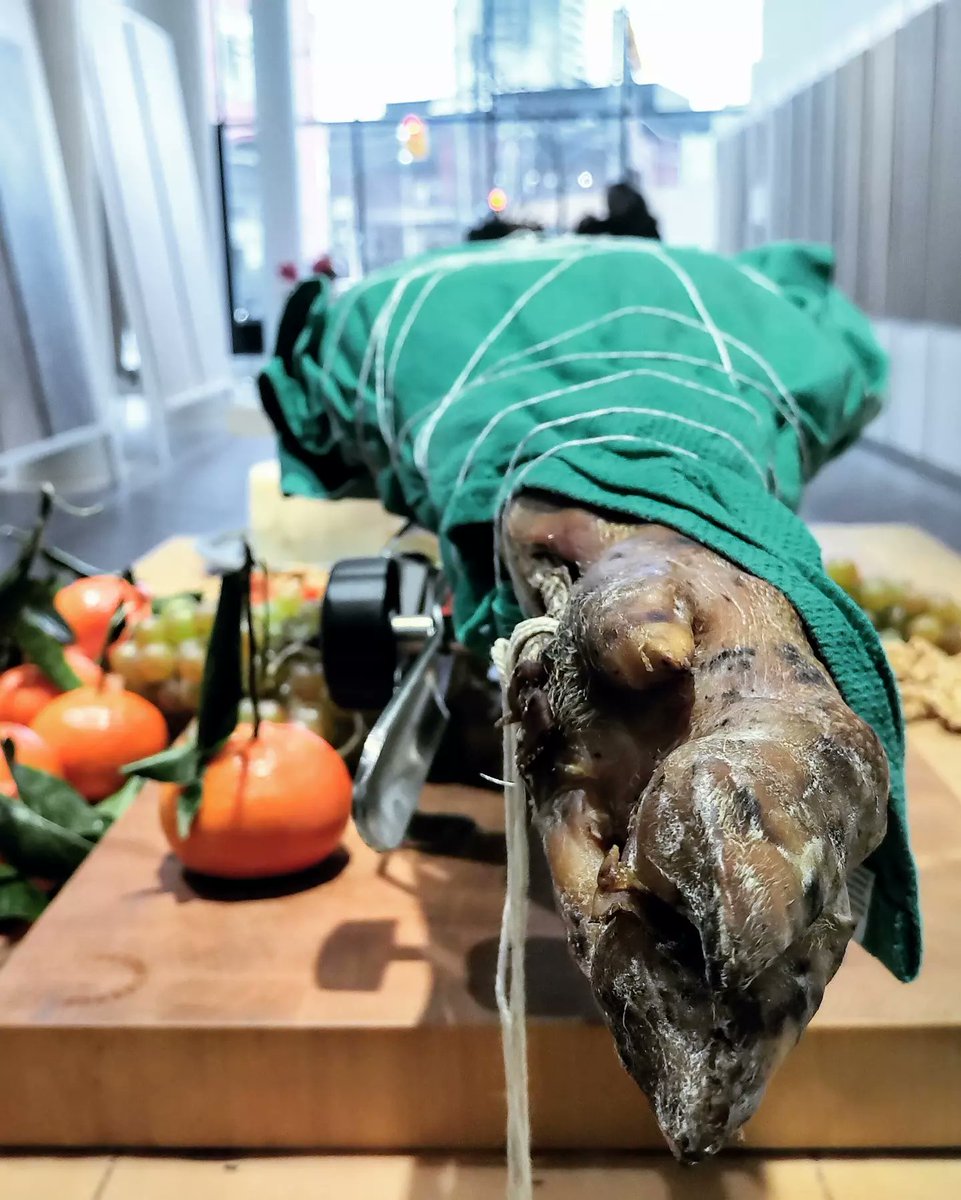 fornocultura's tweet photo. An Edible Landscape King East Design District Event presented by DesignTO Project #relativespace #fornocultura @DesignTOFest #collaborative Eat Ur way to Art! https://t.co/6duYnJAEmg