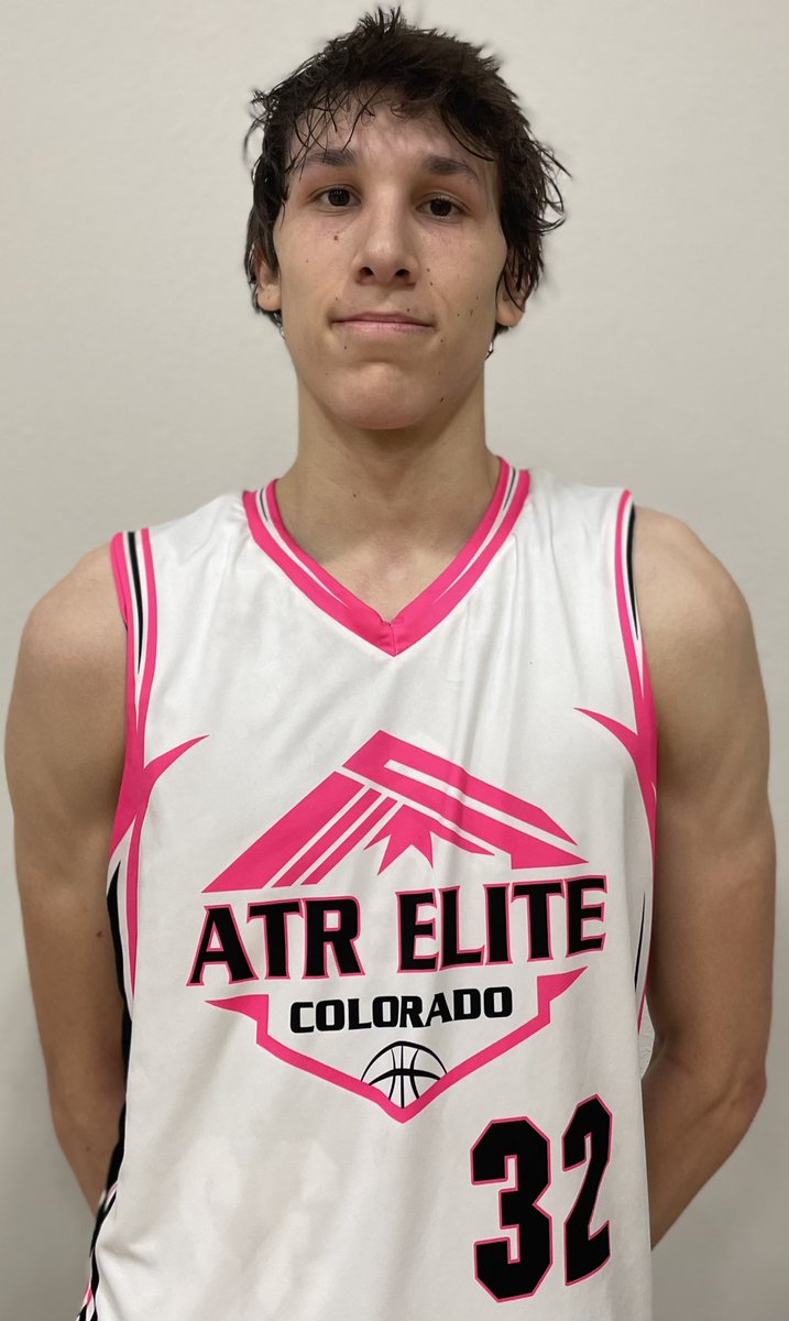 RL_Hoops's tweet photo. Day 1 Breakout Prospect: 2023, Nick Randall, 6’8, came out w/something to prove (23pts, 12rebs)! Played with relentless effort, energy, &amp; rebounding outside of area, alters shots at rim w/out fouling, will dunk on people in traffic, &amp; capable shooter off the catch. https://t.co/2ayGtVOvQT