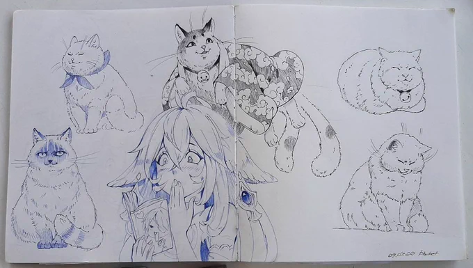 И полный разворот с поддерживающими котиками и Яэ)
#sketchbook #YaeMiko #cat #sketchbook 