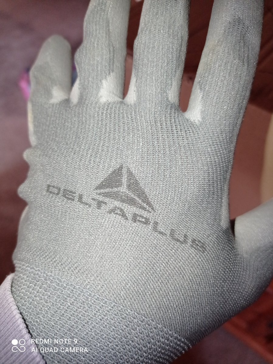 LP_Actionnaire's tweet photo. Même en plein déménagement, mon portefeuille se rappelle à moi... #DeltaPlusGroup https://t.co/PFSfIbbuL2