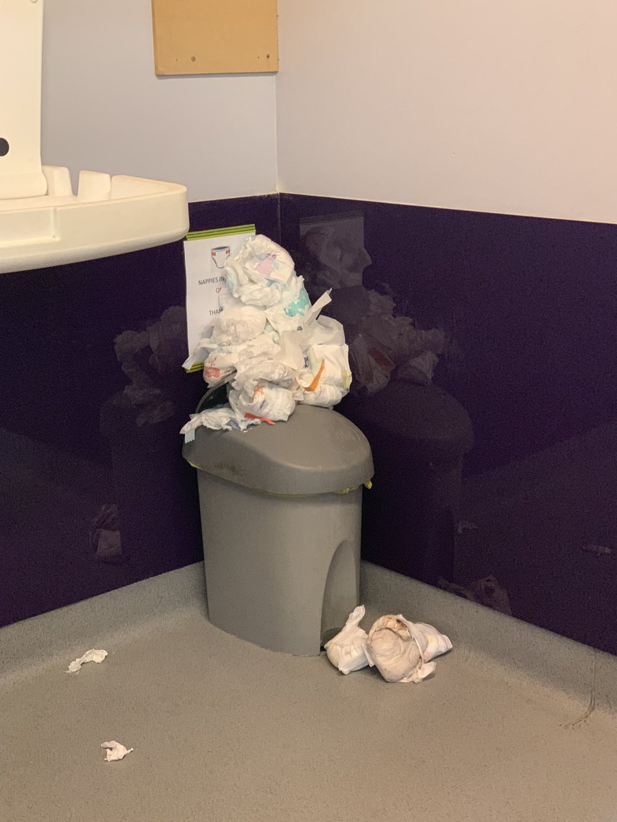 picklebott's tweet image. Gravity Maidstone is utterly filthy! I am amazed you are allowed to operate with these abysmal standards @gravity_tweets @maidstonebc @Kent_Online