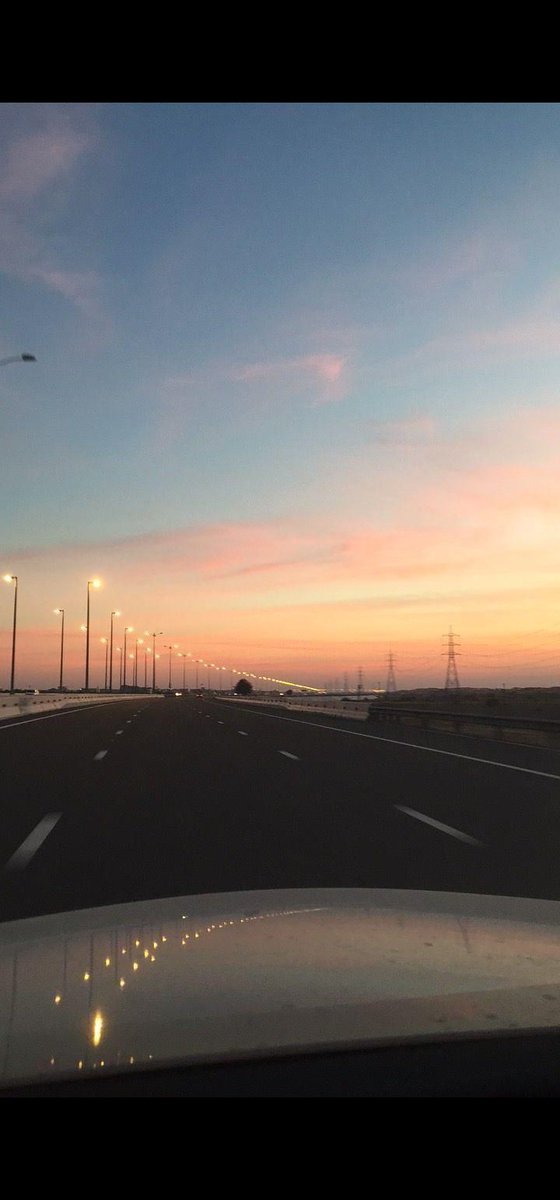 simranrun's tweet photo. I live for sunsets<3 https://t.co/NIvvMsEVOC