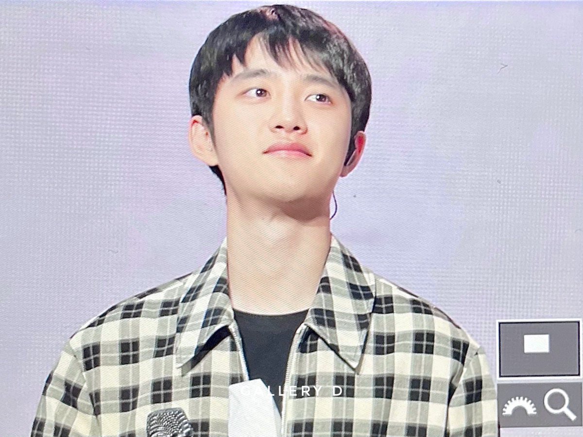 220409

맑은 눈빛 여전해 ❤️❤️

#경수 #디오