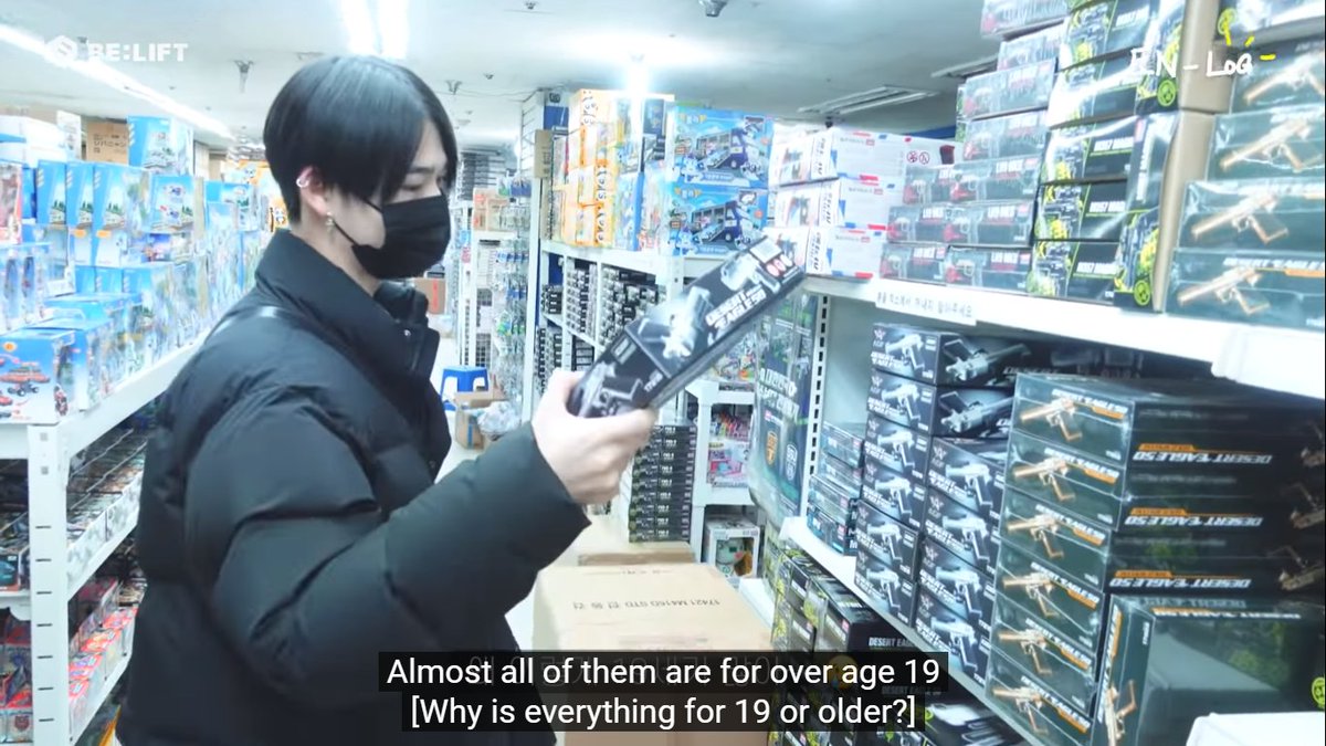 PROD1208's tweet photo. heLp this kid😭✊🥲 https://t.co/hhyIXJ1QaK