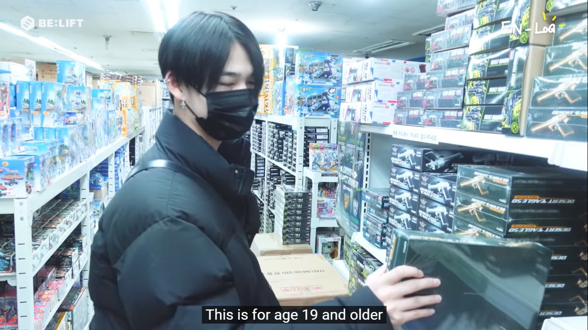 PROD1208's tweet photo. heLp this kid😭✊🥲 https://t.co/hhyIXJ1QaK