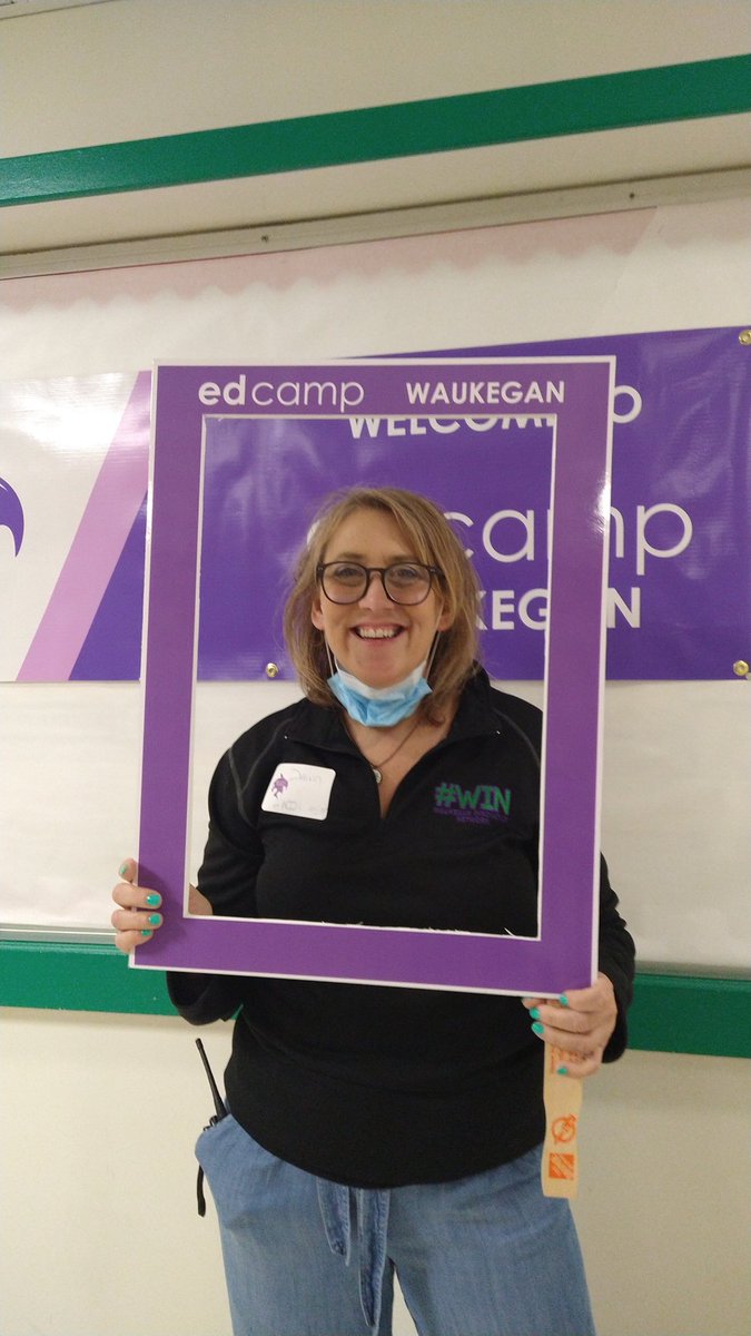 fourbeeznme's tweet photo. #edcampwaukegan we are about to begin so exciting https://t.co/A9YQKO87xn