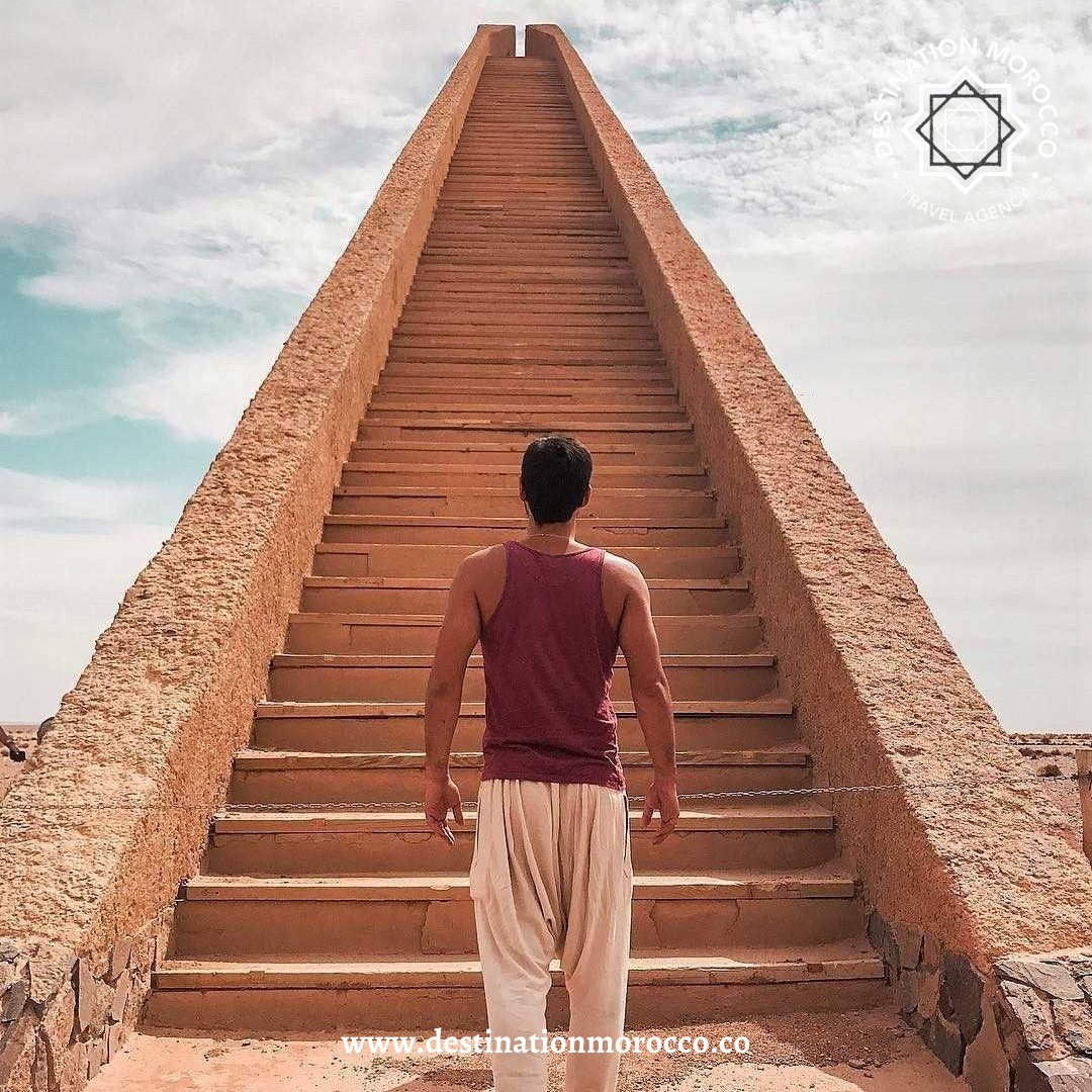 destinationmoro's tweet photo. Something in Morocco that you will be stunned to see! Who wouldn't want to take the stairs of heaven in the middle of the Sahara desert?
#destinationmorocco #travelmorocco #saharamorocco #saharadesert #sahara #moroccotours #moroccotourism #igersmorocco #moroccogram #visitmorocco https://t.co/eKV730Uo4X