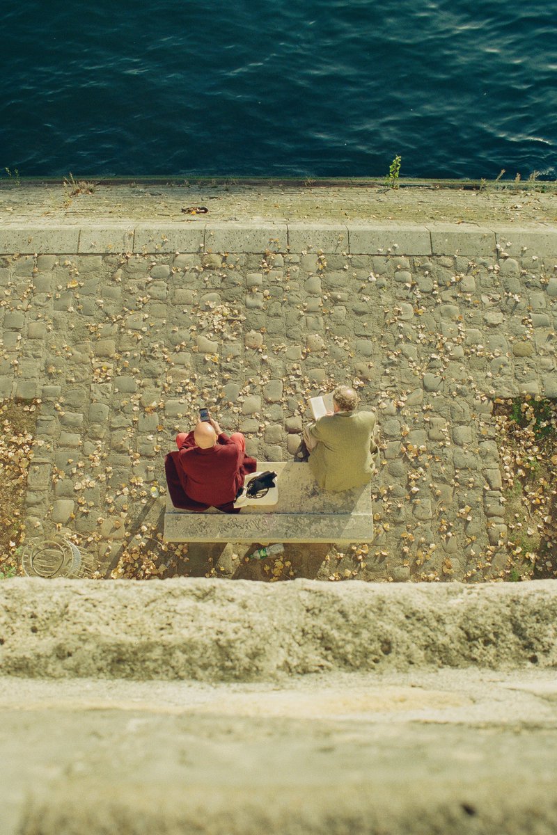 jaserhunter's tweet photo. I’m excited to announce that @kohldonnelly new zine has been added to the 2-hour website this morning! Les Temps Étranges is a collaborative book by Kohl and Noah from their time in France. It is 83 Pages containing photographs by Kohl and text by Noah. 

https://t.co/M01aieHvOh https://t.co/lzNkMxDHdD