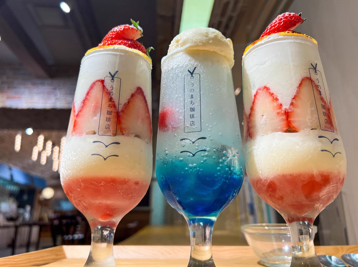 「クレームブリュレのイチゴパフェ」「クリームソーダ」今絶対食べたい芸術的スイーツ
