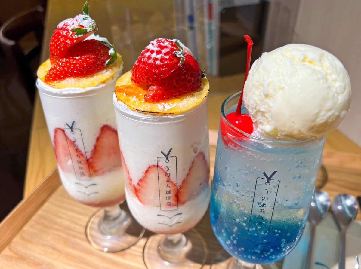 「クレームブリュレのイチゴパフェ」「クリームソーダ」今絶対食べたい芸術的スイーツ