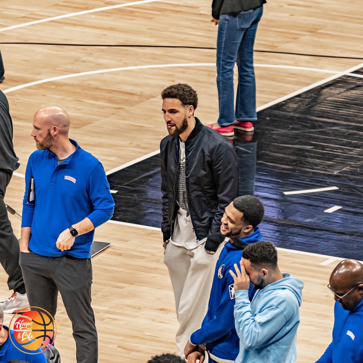 davyc3's tweet photo. When you look up the word “Patience” in the book, you will see this man’s photo next to it.

#comeback #klaythompson #nba #hoopers #hoopsandlife https://t.co/nNPSpWttjA